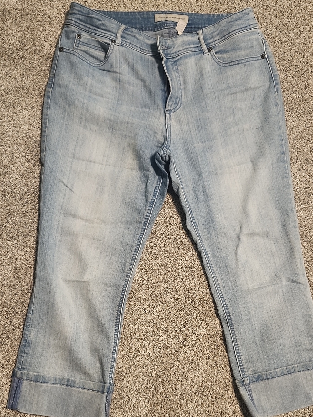Chico's Light Blue Cropped Ankle Jeans
